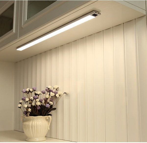 YeniTech-Şarjlı Mutfak Banyo Makyaj Sensörlü Led Işık Lambası